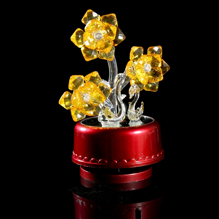 Сувенир световой "Лебеди у цветов" музыка, вращается, МИКС