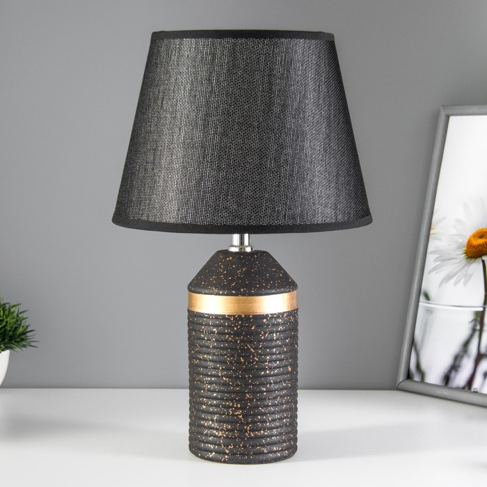 Настольная лампа Брианна Е14 40Вт черно-золотой 22х22х36,5 см RISALUX
