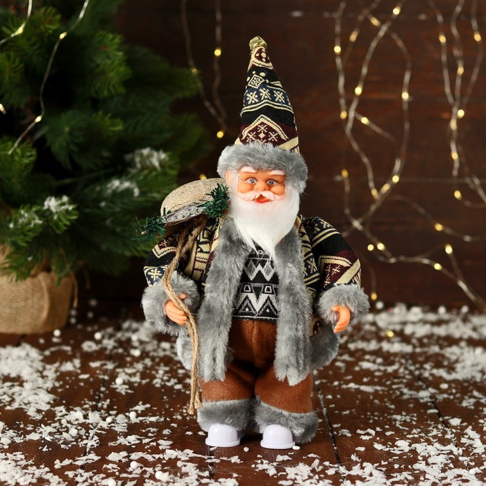 Дед Мороз В тёплом костюме, с подарками двигается, 24 см, серый дед мороз в красном костюме с узором двигается музыка саксофон 160 см