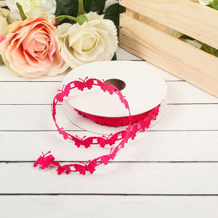 Лента декоративная "Бабочки", цвет малиновый