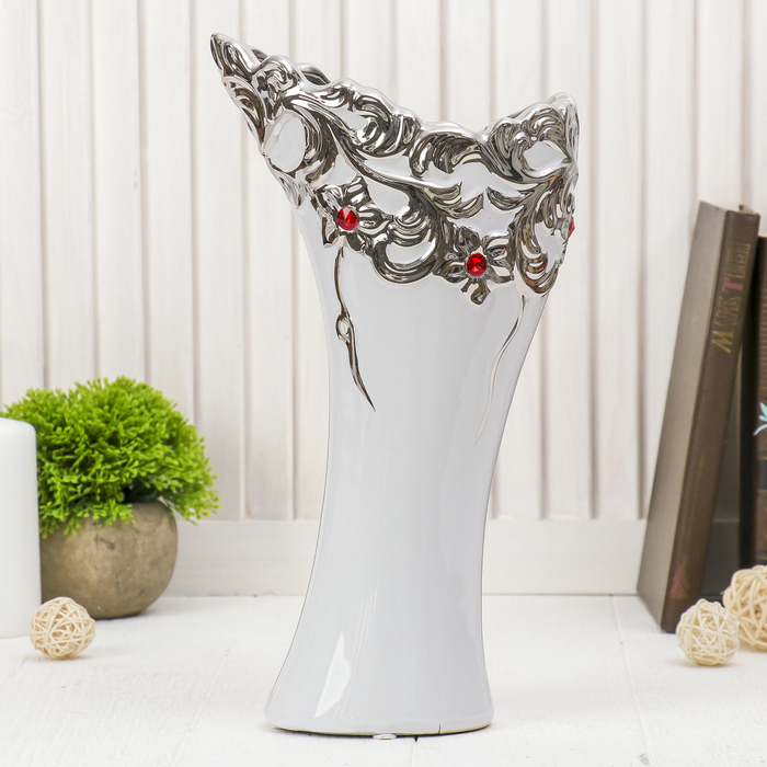 Ваза "Рубиновая капля" асимметричная