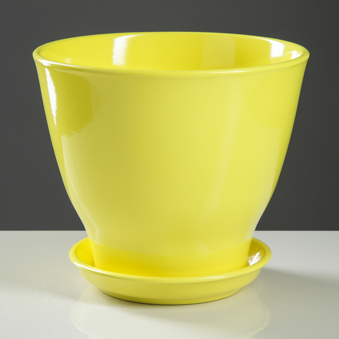 Горшок "Виктор" 4 л, желтый, глянец