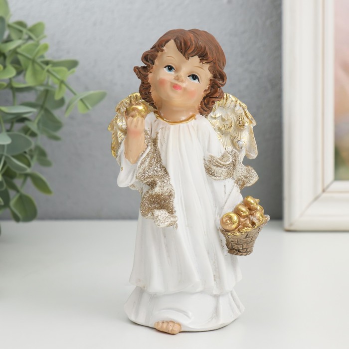 Сувенир полистоун Ангел в белом платье, с золотыми яблоками золотые крылья 7х8х14 см цена и фото