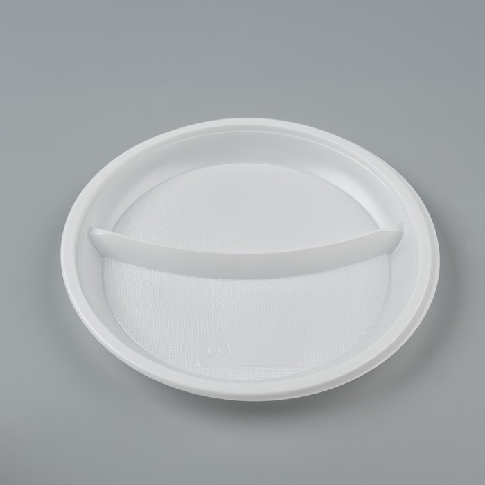 Тарелка одноразовая 2-секционная белый, диаметр 210 мм тарелка одноразовая d 20 5 см 2 х секционная цвет белый