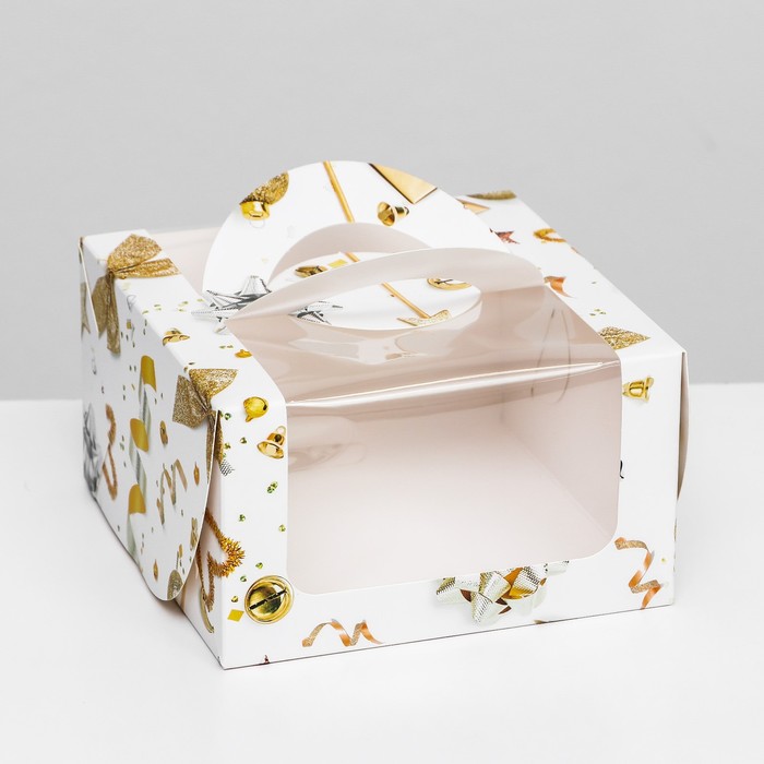 Коробка под бенто-торт с окном Новогодняя с шишками, 14 х 14 х 8 см