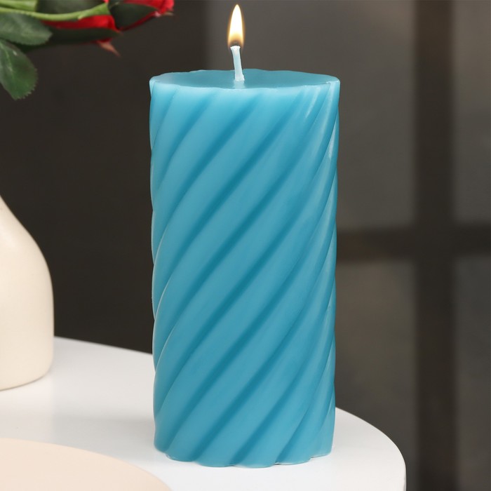 Свеча-цилиндр ароматическая витая Черника, 7,5х15 см свеча цилиндр ароматическая витая вишня 7 5х15 см
