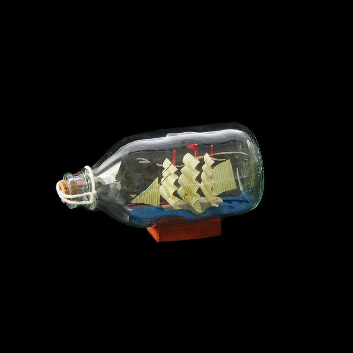 Корабль в бутылке Есения, треугольные паруса, микс, 14*6*8см корабль анна в бутылке паруса микс 7 5 4 2 5см