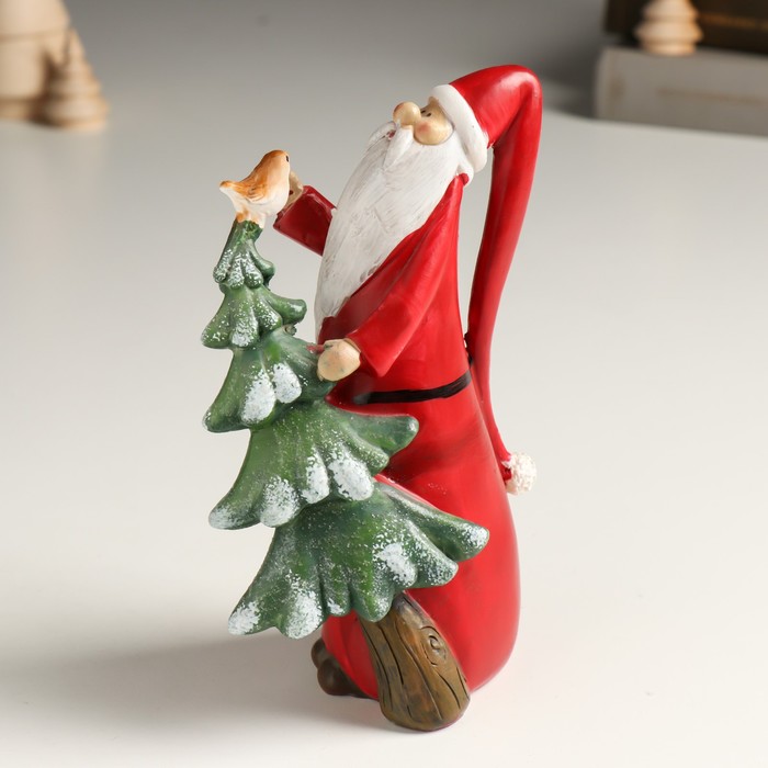 Сувенир полистоун Длинный Дед Мороз с ёлочкой и птичкой 6х6х17 см
