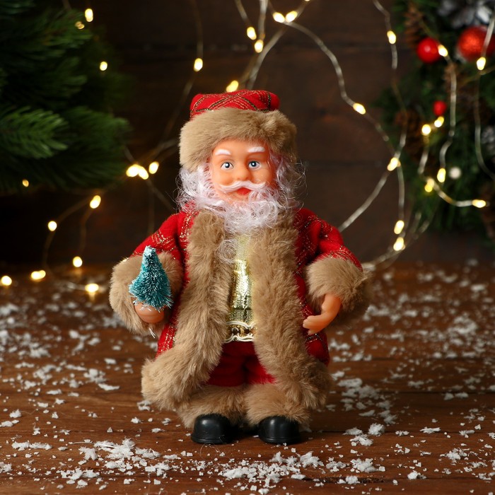 Дед Мороз В узорчатой шубке с ёлочкой 19 см, коричнево-красный мягкий магнит дед мороз с ёлочкой 13 см бело красный