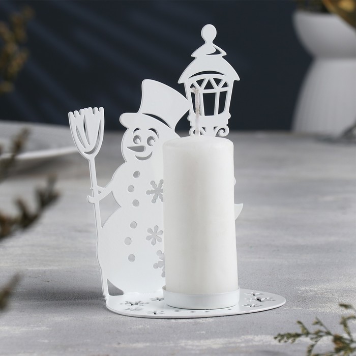 цена Подсвечник Снеговик металл на одну свечу, 10,7х15 см, белый