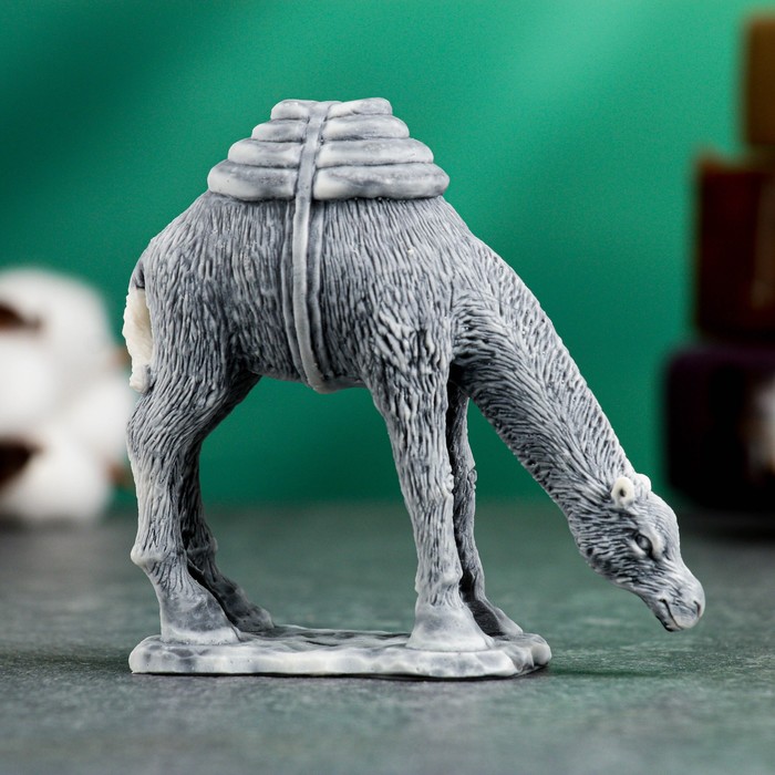 

Фигура "Верблюд" 8,5см, микс