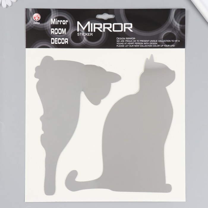 цена Наклейка интерьерная зеркальная Две кошки 38х31 см