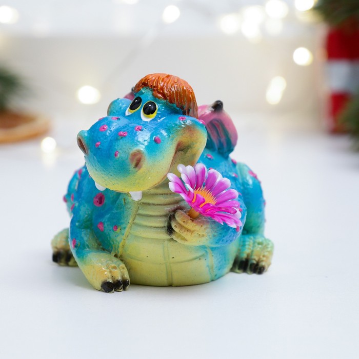 

Фигура "Дракончик с цветочком" синяя 7,5х6х6см