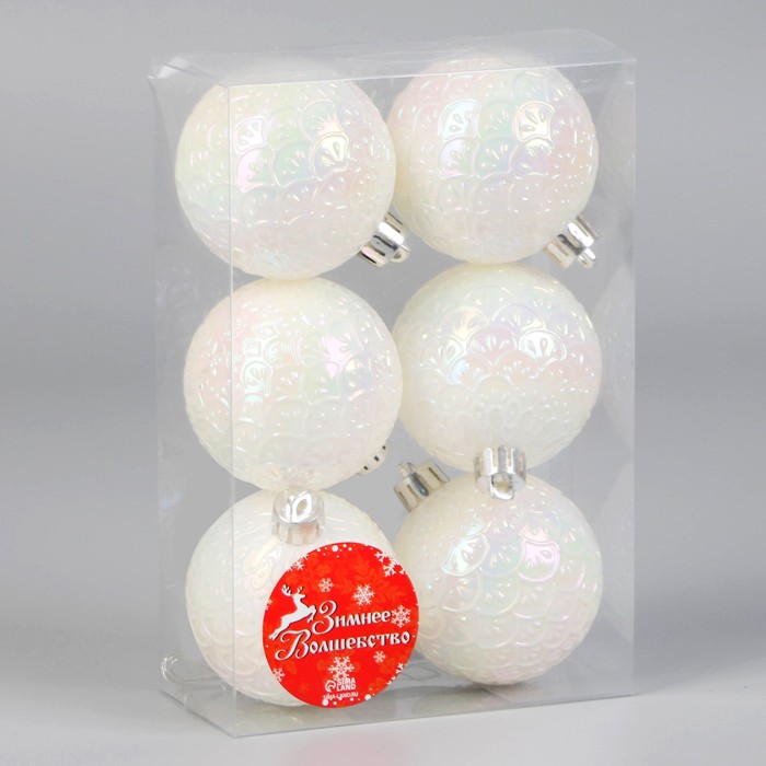 фото Набор шаров пластик d-6 см, 6 шт "перл" блеск, белый зимнее волшебство