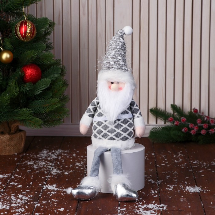 Мягкая игрушка Дед Мороз в костюме с ремешком 15х39 см, бело-серый