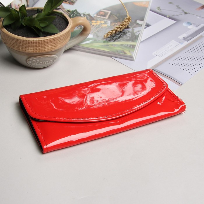 Кошелек женский, 2 отдела на клапане, для монет, цвет красный