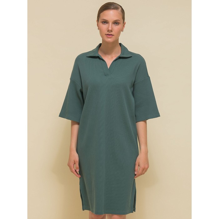 Платье женское, размер 44, цвет зелёный