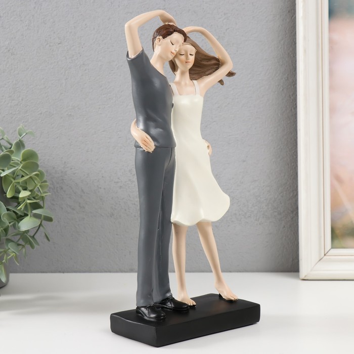 

Сувенир полистоун "Влюблённые - одно сердце на двоих" 12х6,5х27,5 см