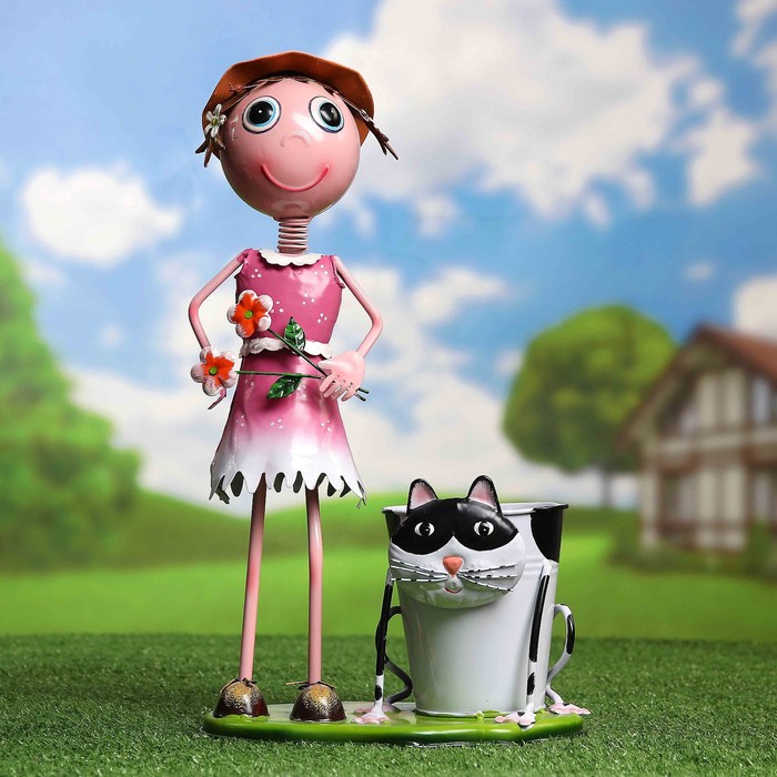 Садовая фигура с кашпо "Девочка с кошкой"