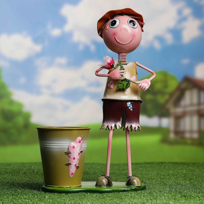 Садовая фигура с кашпо "Питер"