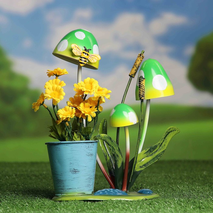 Садовая фигура с кашпо "Грибы"