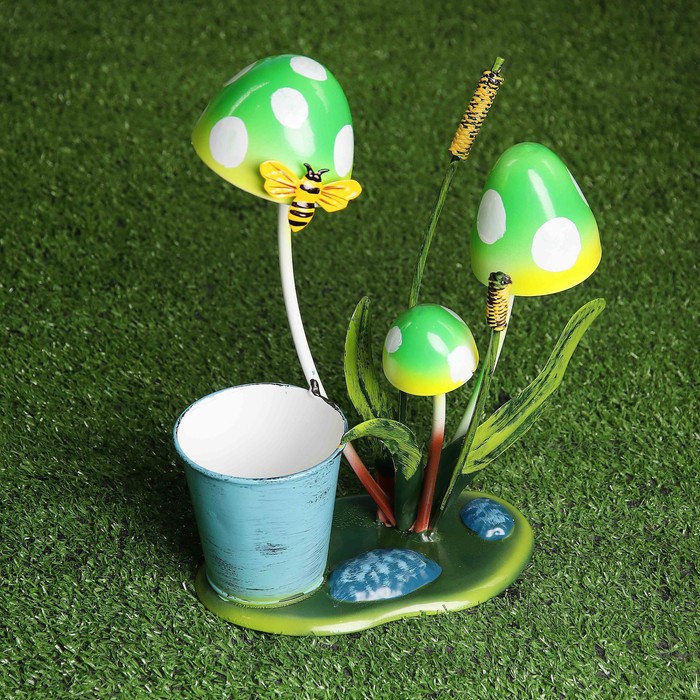 Садовая фигура с кашпо "Грибы"