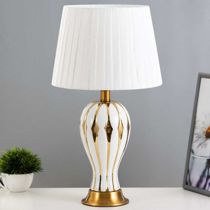 Настольная лампа Лоренза Е27 40Вт бело-золотой 28х28х51 см RISALUX