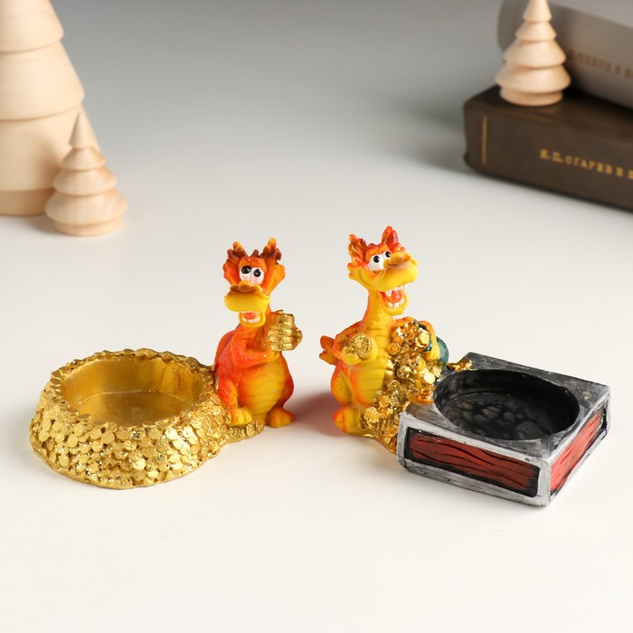Сувенир полистоун подсвечник Дракон с золотыми монетами МИКС 8,8х5,2х6,3 см