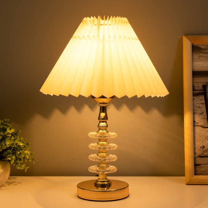 фото Настольная лампа "мишель" е27 40вт золото 22х22х40 см risalux