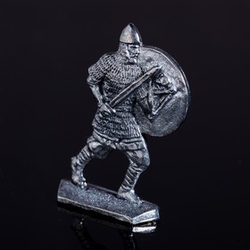 

Оловянный солдатик "Ратник"