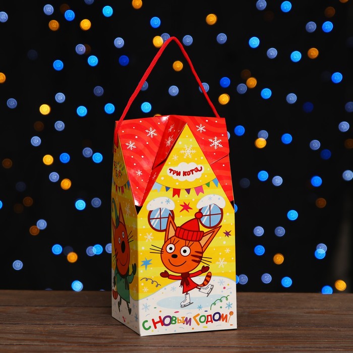 

Коробка подарочная складная "Три кота" 10,5 х 10,5 х 21,5 см