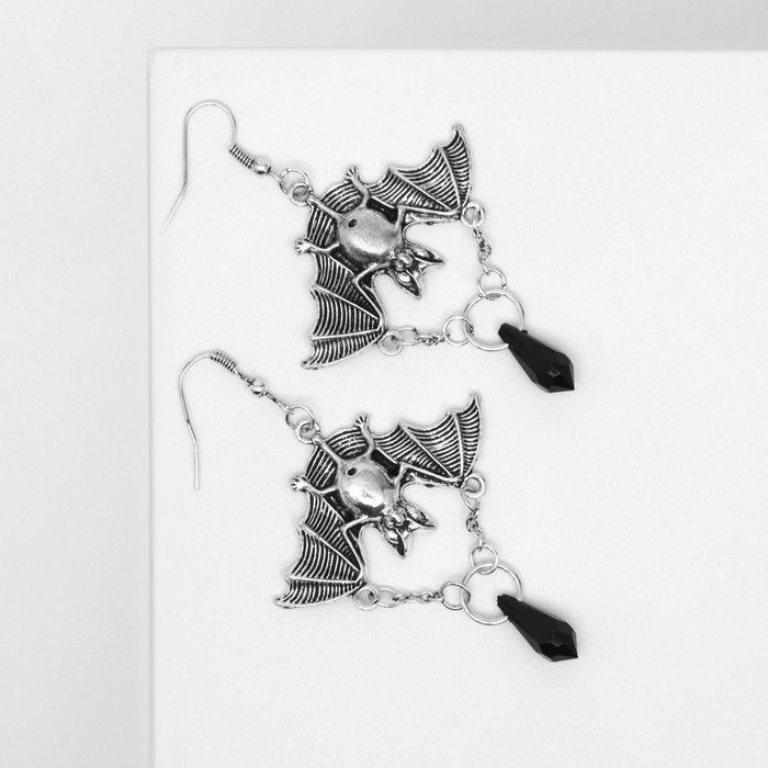 Серьги «Летучие мыши с цепями», цвет чернёное серебро