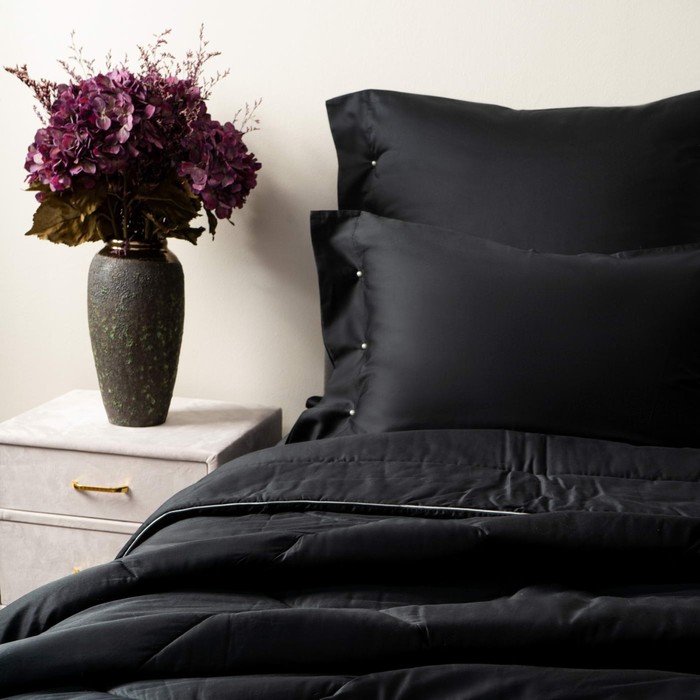 Одеяло, размер 160х220 см, цвет чёрный