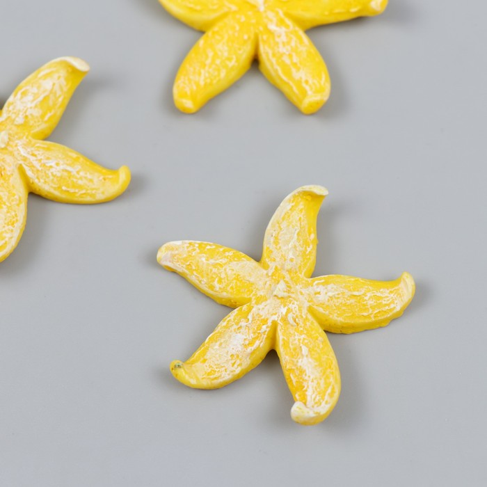 Фигурка для флорариума полистоун Толстая жёлтая морская звезда 4,2х4,5 см
