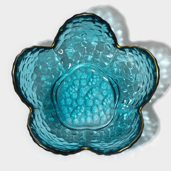 фото Миска стеклянная фигурная «цветок», 60 мл, 9×4 см, цвет синий