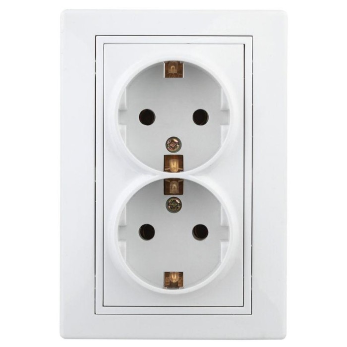 

Розетка 2-м СП Plano 1-205-01 16А IP20 250В 2х2P+E Schuko бел. Intro Б0053915