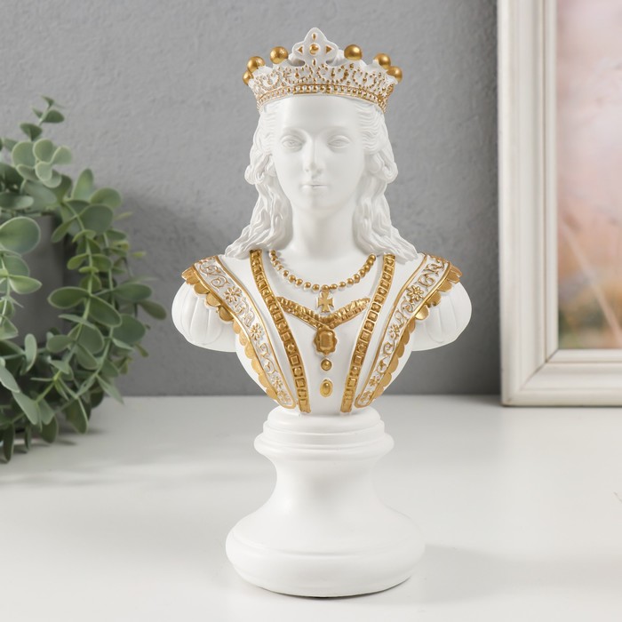 Сувенир полистоун Бюст. Королева белый с золотом 9х12,5х22 см