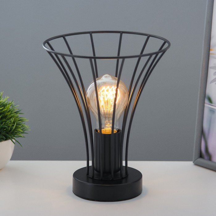 Настольная лампа 