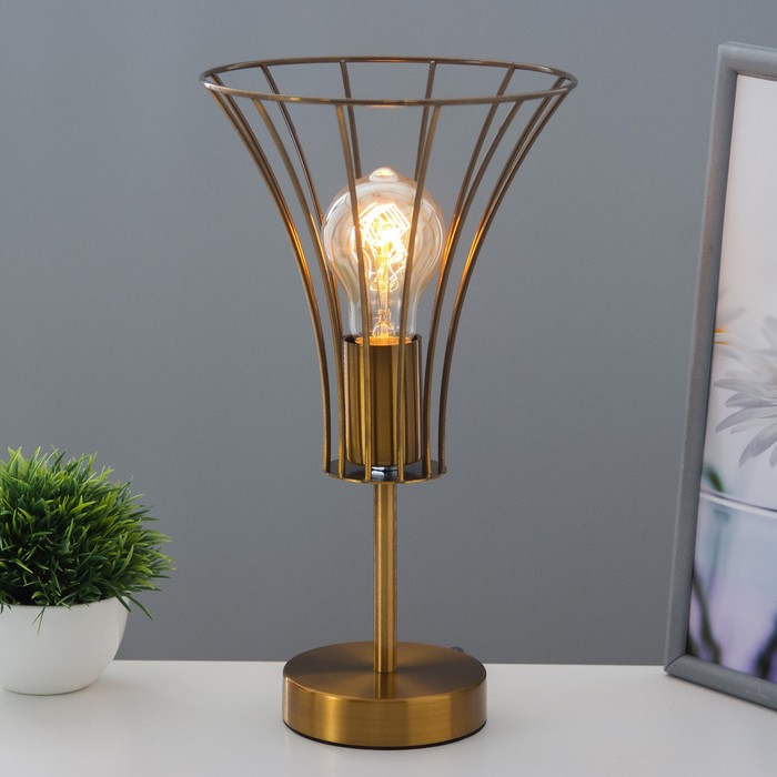 Настольная лампа 