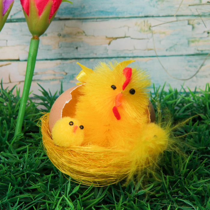 Сувенир "Птенцы в скорлупе с бантиком"