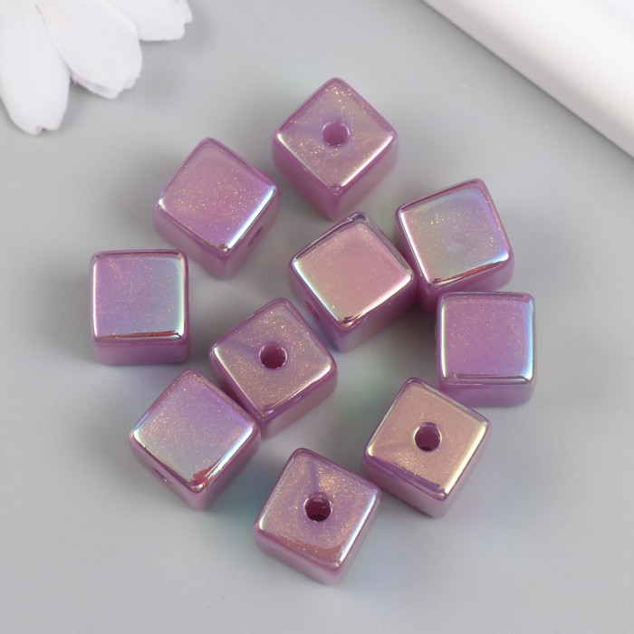 

Бусина для творчества пластик "Кубик. Перламутровый блеск" фиолет 1,4х1,4х1,4 см