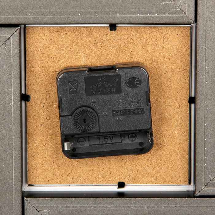 Фоторамка на 6 фото с часами "Чёрно-белое" 10х10, 10х15 см