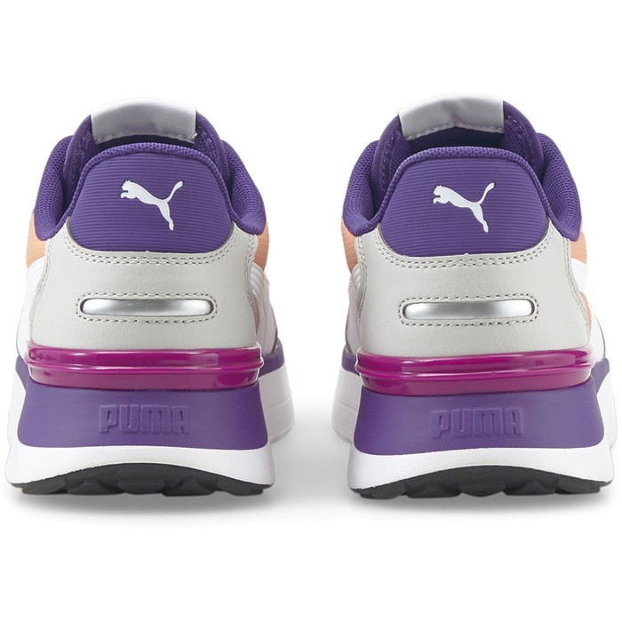

Кроссовки женские Puma R78 Voyage, размер 39,5 RUS