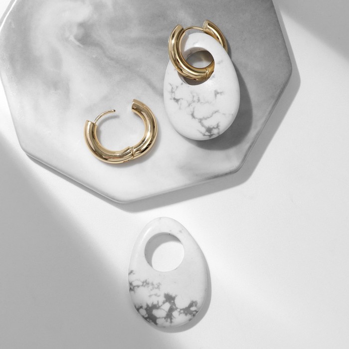

Серьги-бублики 3,5 х 2,5см, d=2см "Кахолонг" капля
