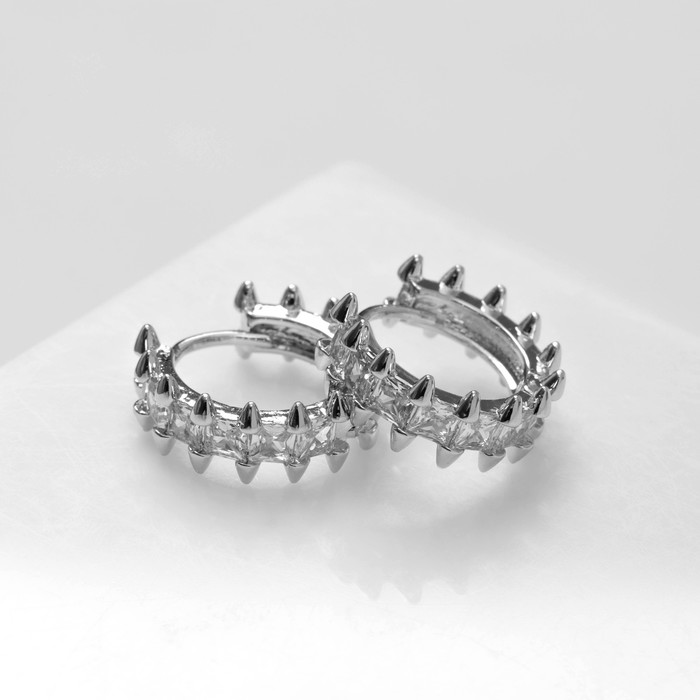 Серьги-кольца «Искра» острые, цвет белый в серебре серьги кольца всплеск чёткая двойная линия d 2 4 см цвет белый в серебре