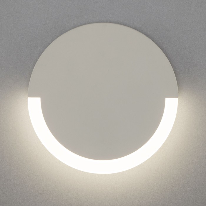 

Подсветка интерьерная Elektrostandard, Radiant LED 5 Вт, 200x35x200 мм, IP20, цвет белый