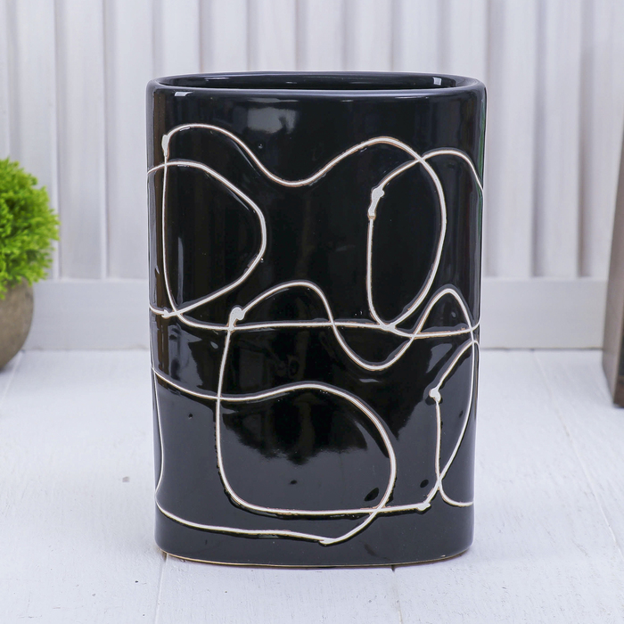 Ваза "Линии" овальная