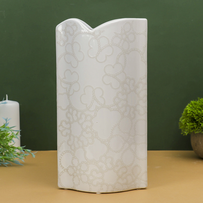 Ваза "Кремовые кружева" волна