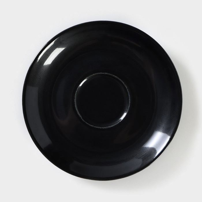 Блюдце фарфоровое «Акварель», d=12 см, цвет чёрный porvasal блюдце фарфоровое кофейное coral d 12 5 см цвет белый