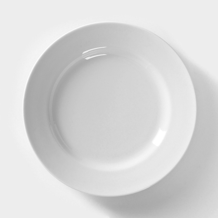 Тарелка фарфоровая «Идиллия», d=20 см, белая